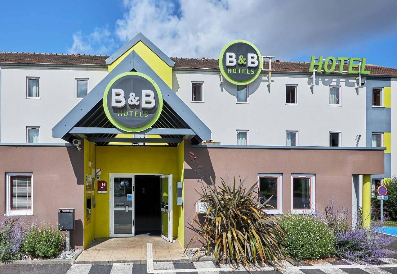 B&B Hotel Caen Mémorial in Saint-Contest, Région de Caen