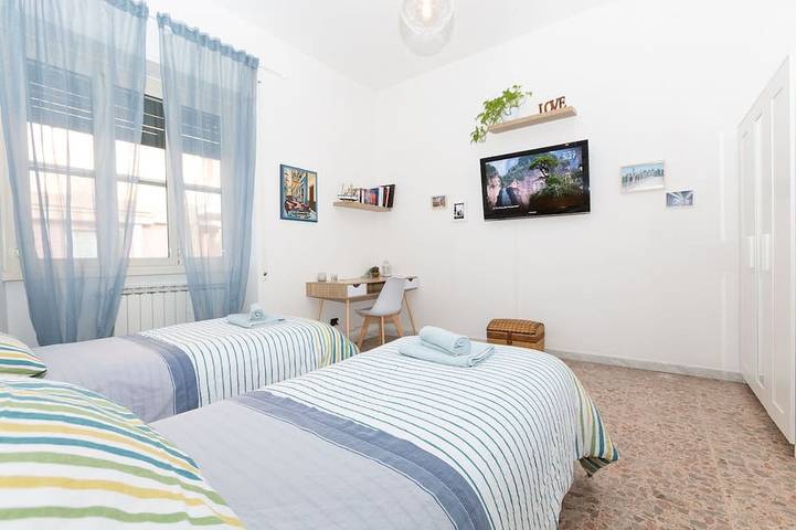 Ganze Wohnung, Ganze Wohnung in der Nähe von Flughafen und Meer in Fiumicino, Rom Provinz