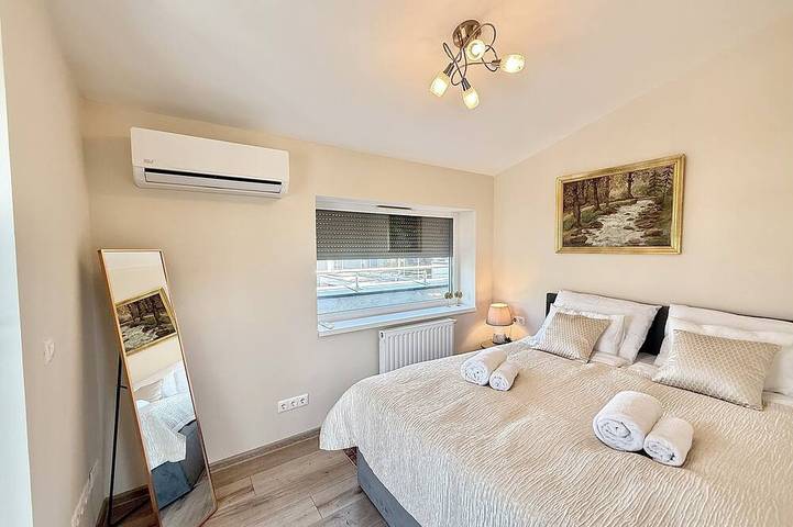 Ganze Wohnung, Penthouse with a Panorama balcony, and free Parking! in Ketschkemet, Kecskeméti járás