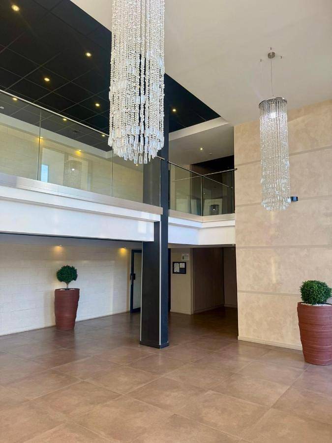 Appartement de vacances pour 4 personnes, avec piscine ainsi que balcon et vue