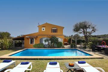 Villa in Pollença, Serra de Tramuntana für 4 
