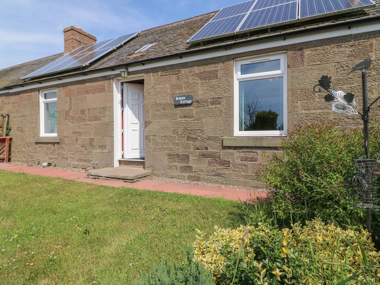 Rowan Cottage in Angus