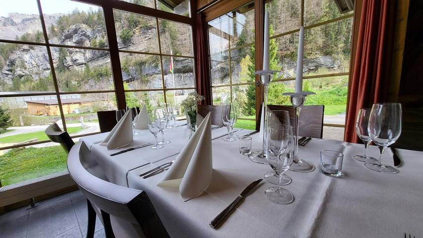 Gîte pour 8 personnes, avec vue ainsi que sauna et jardin en Suisse - 4