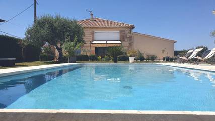 Chambre d’hôte pour 2 personnes, avec piscine ainsi que jardin et vue à Saint-Nicolas-de-la-Grave