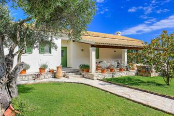 Villa for 11 People in Kalami, Corfu, Photo 2