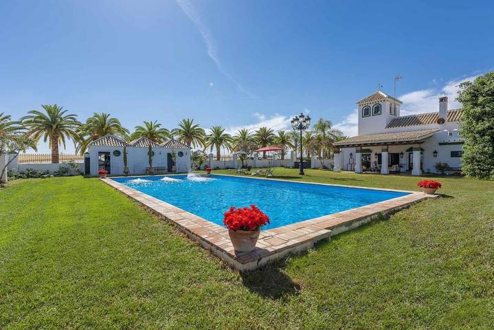 Casa rural para 25 personas, con vistas además de piscina y jardín en Écija - 3