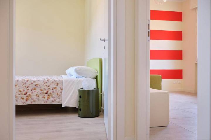 Ferienwohnung für 4 Personen, mit Terrasse und Seeblick sowie Ausblick - 1