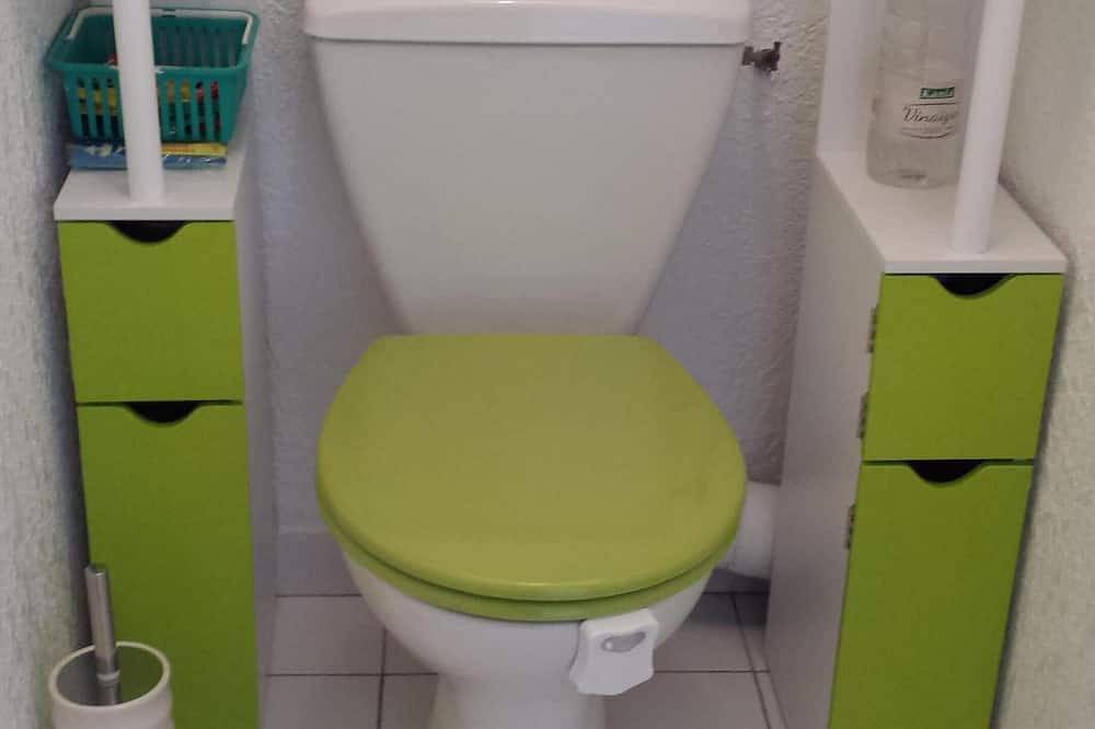 Appartement entier, Exceptionnel vue de la terrasse sur mer sans vis à vis ensoleillé et calme in Côte Vermeille, Collioure