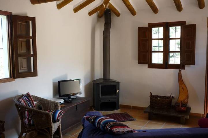Casita Galgo - Tranquilidad y paz en el corazón histórico de Andalucía in Fuentes de Cesna, Iznájar