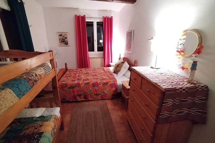Location de vacances pour 6 personnes, avec terrasse et jardin à Venterol - 3
