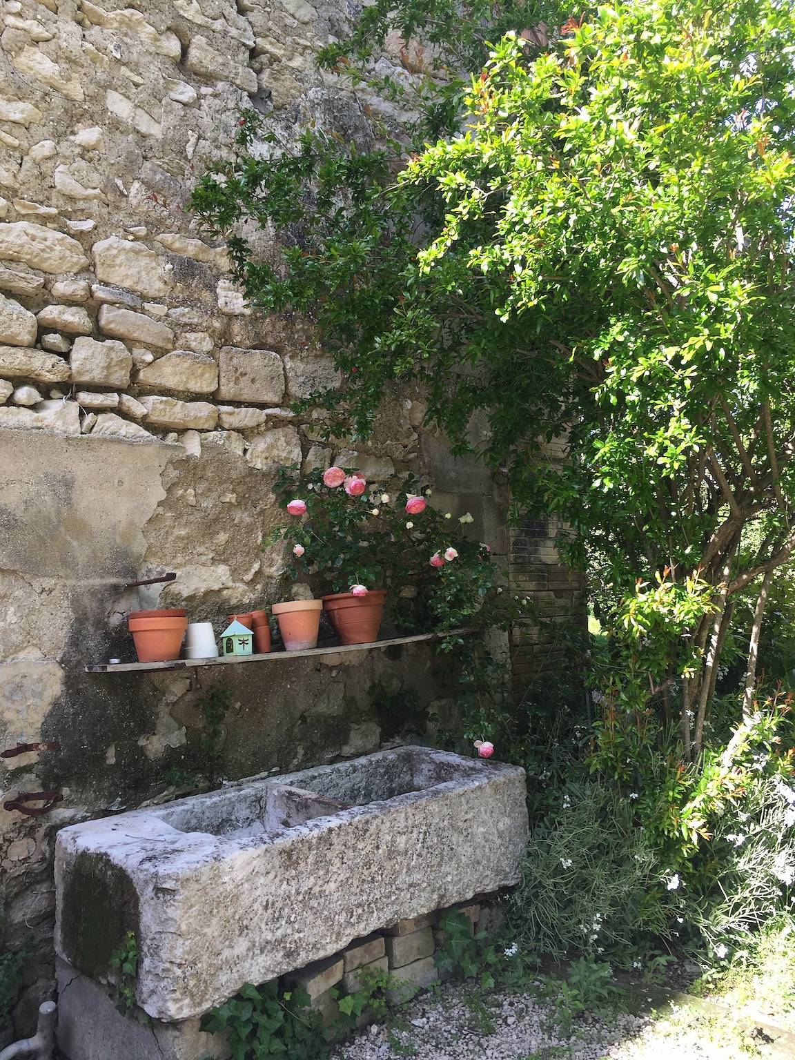 Chambre « Jonathan » avec piscine partagée, jardin commun et Wi-Fi in Saint-Rémy-de-Provence, Région d'Arles