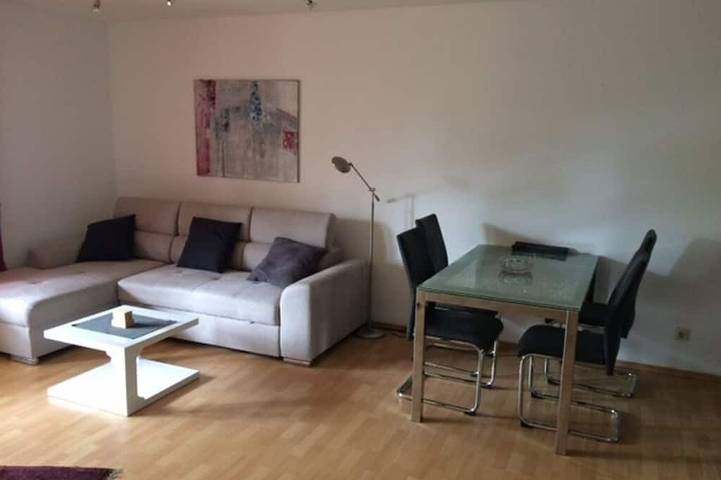 Ferienwohnung für 3 Personen, mit Balkon und Garten in Bad Krozingen