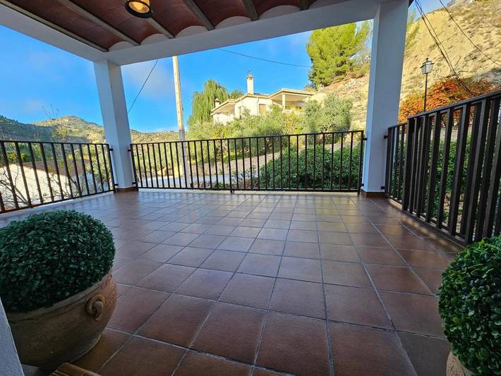 Casa rural para 8 personas, con vistas y terraza, Se admiten mascotas en Castril - 4