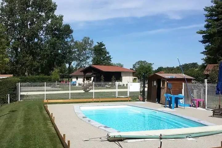 Mobil home pour 3 personnes dans Sandrans - 3