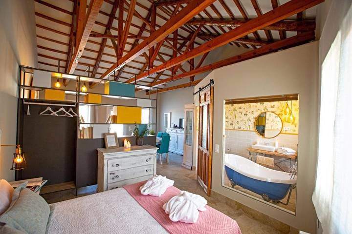 Casa rural para 2 personas, con Terraza además de Jardín y Piscina en Consuegra