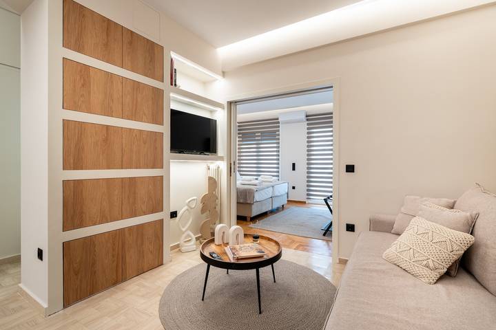 Hel lejlighed, Ferielejlighed for 6 personer med balkon in Central del af Athen, Athen