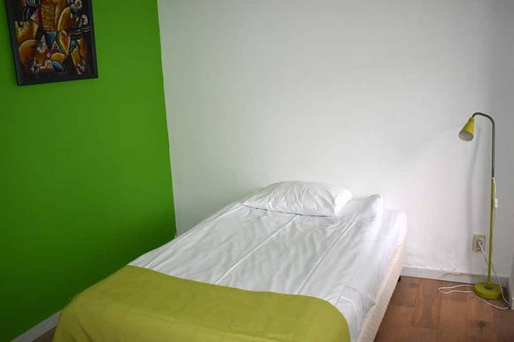 Family-Friendly Hideaway with Garden Views Close to GaiaZOO in Kerkrade, Parkstad Limburg