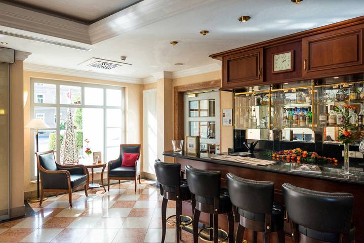 Hotel für 2 Personen, mit Sauna und Terrasse sowie Garten in Fränkisches Weinland - 3