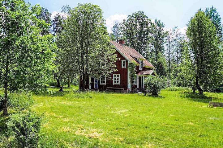 Hus för 7 Personer i Örebro kommun