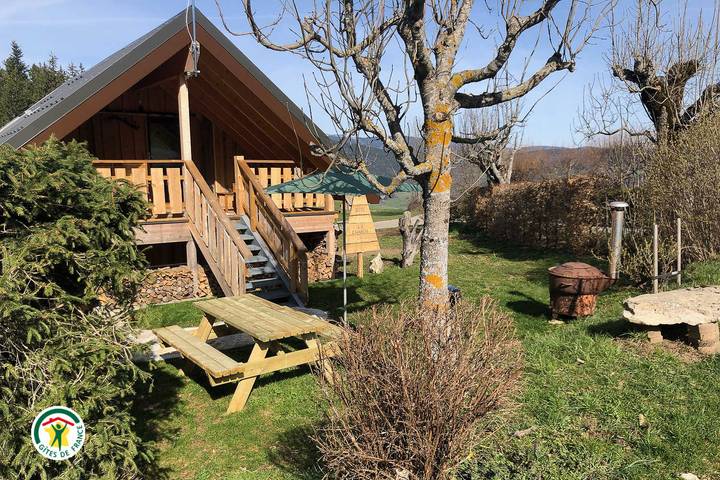 Chalet pour 3 personnes, avec Terrasse et Jardin dans le Vercors