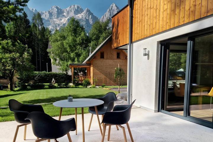 Ferienwohnung für 6 Personen, mit Ausblick und Garten