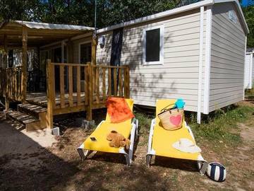 Camping per 4 Persone in Joyeuse, Massiccio Centrale, Foto 1