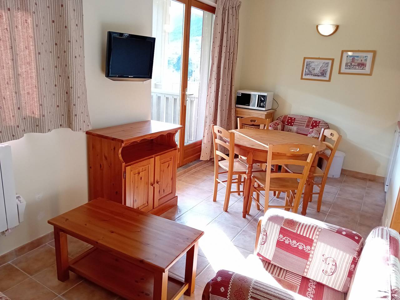 Gehele studio, Terrasses D 501 - Parc Nat. Vanoise studio 5 pers in Termignon, Saint-Jean-de-Maurienne regio