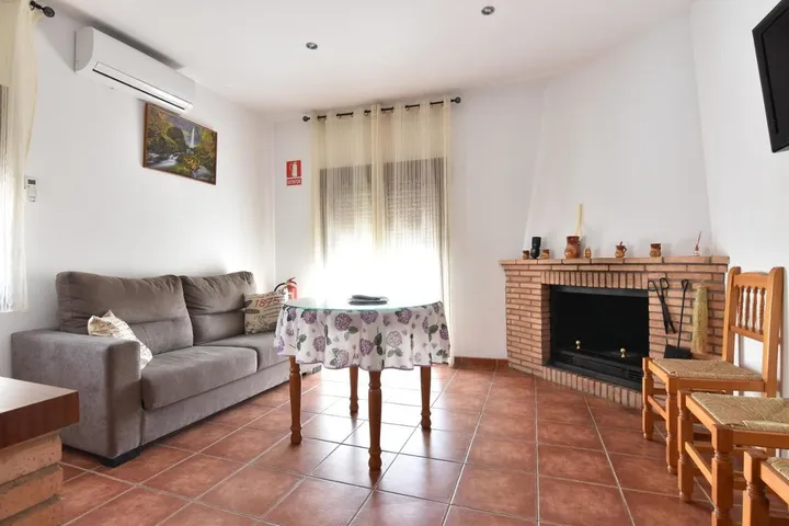 Country house for 4 people, with balcony - 1