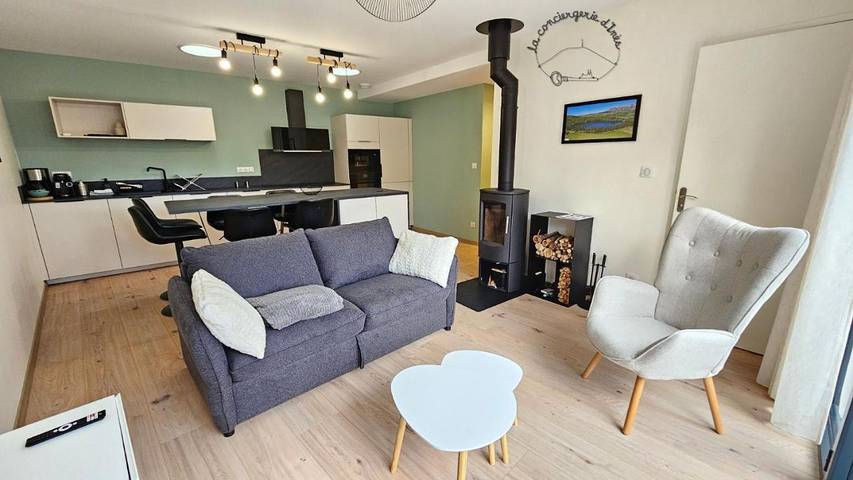 Location de vacances pour 6 personnes, avec Jacuzzi et Terrasse à Orcines