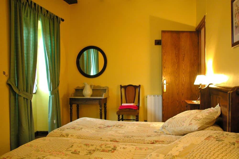 Huis Petisansenea Ii (4 personen) in Azpilikueta, Baztan