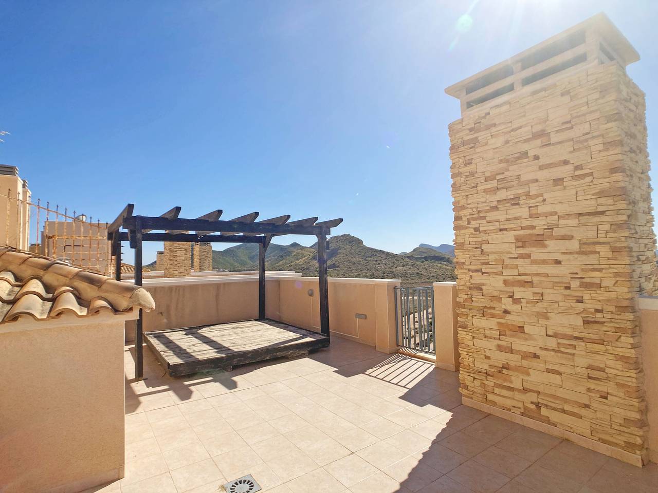 Appartement entier, Retraite au bord de la piscine avec plage à proximité - WiFi et cheminée in Mar Menor, Costa Cálida