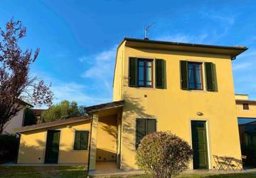 Agriturismo per 5 Persone in Lucca, Provincia di Lucca, Foto 3