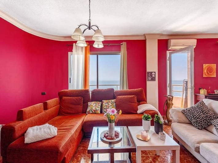 Apartamento para 5 personas, con jardín y balcón, Familias con niños en Radazul