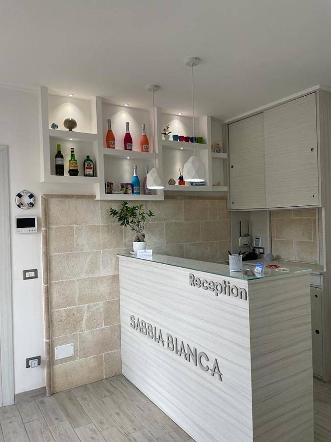 Ferienhaus für 2 Personen, mit Ausblick und Garten, kinderfreundlich in Torre Lapillo - 2