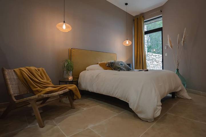 Villa pour 8 personnes, avec jardin à Gordes - 4