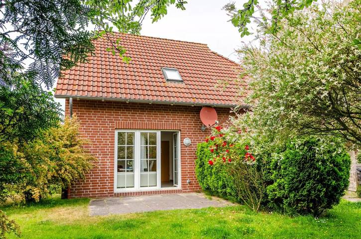 Ferienwohnung für 4 Personen, mit Terrasse und Garten in Dornum