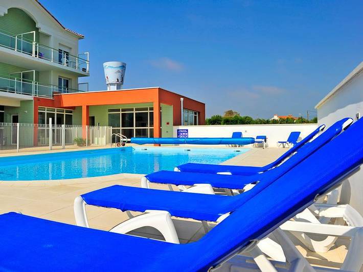Camping voor 4 personen, with Balkon and Terras as well as Sauna in Saint-Gilles-Croix-de-Vie