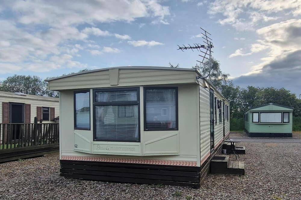 Cosy home from home mobile home. Pet friendly. Close to local attractions. in Angus