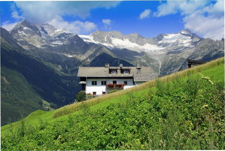 Hütte für 2 Personen, mit Whirlpool und Garten sowie Sauna und Ausblick in Ahrntal
