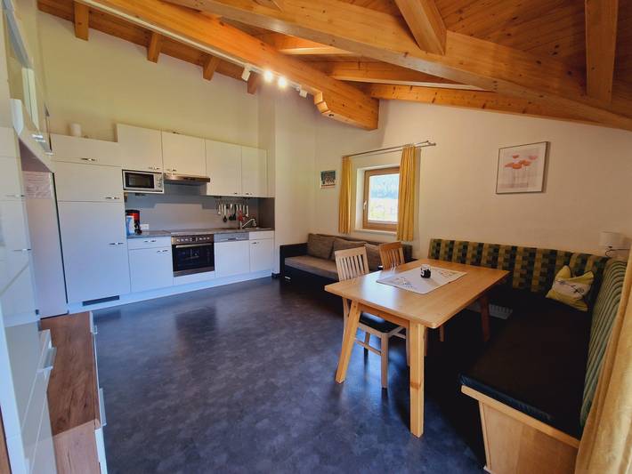 Ferienwohnung für 8 Personen, mit Garten und Seeblick sowie Ausblick und Sauna, kinderfreundlich im Stubaital - 3