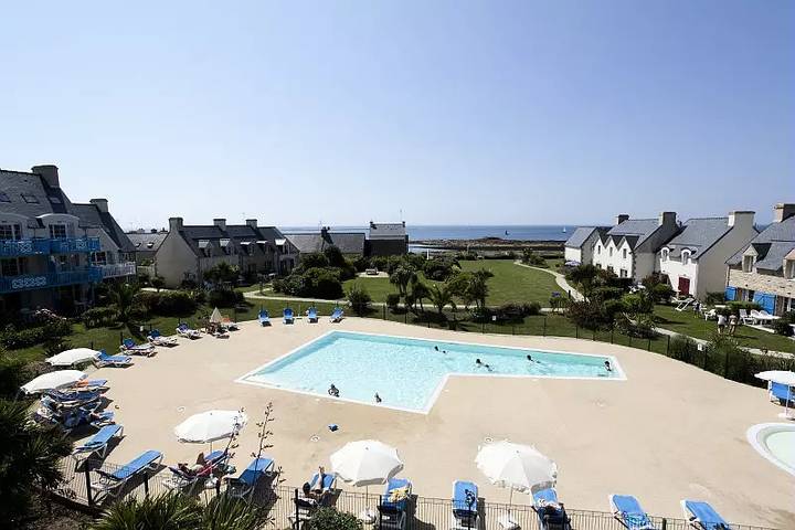 Gîte pour 5 personnes, avec vue et piscine, animaux acceptés dans Plage de Grève Blanche (Guilvinec) - 3