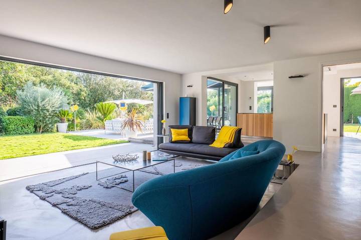 Villa pour 7 personnes, avec piscine ainsi que jardin et terrasse à Biot - 3