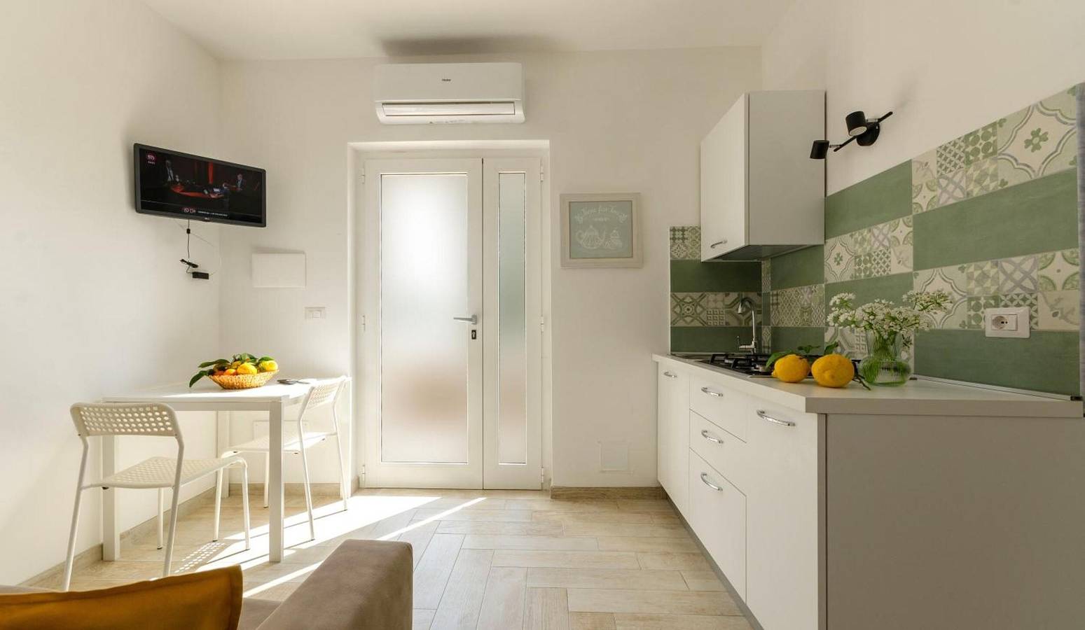 Entire apartment, Apartment 'Le Case Di Chri' with Wi-Fi and Air Conditioning in Mattinata, Gargano