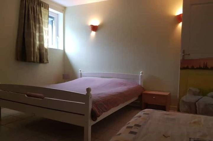 Gîte pour 20 personnes, avec jardin ainsi que jacuzzi et piscine à Molières-sur-Cèze - 4