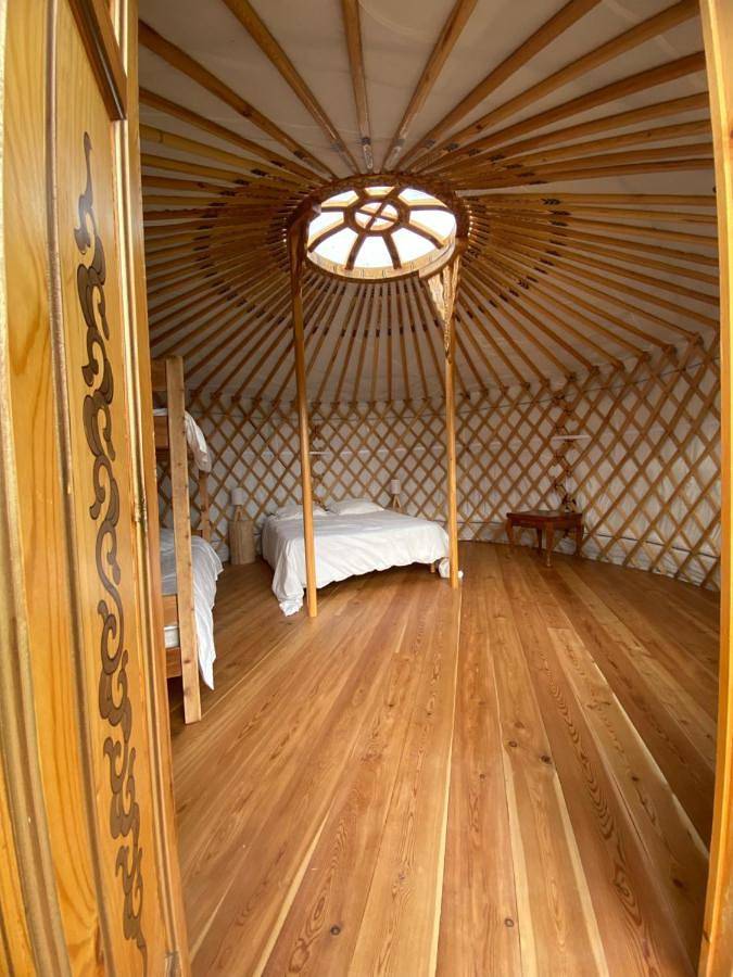 Tente pour 4 personnes, avec jardin ainsi que vue et terrasse dans Hautes-Alpe - 3