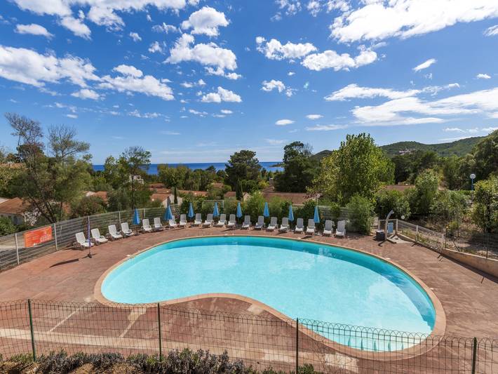 Gîte pour 7 personnes, avec jardin et piscine dans Favone - 3