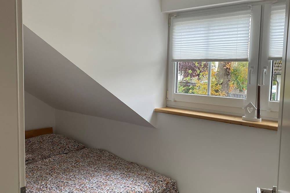 Ganze Wohnung, Ferienwohnung \"An Den Eichen\" mit Wi-Fi in Kulmbach, Oberes Maintal - Coburger Land