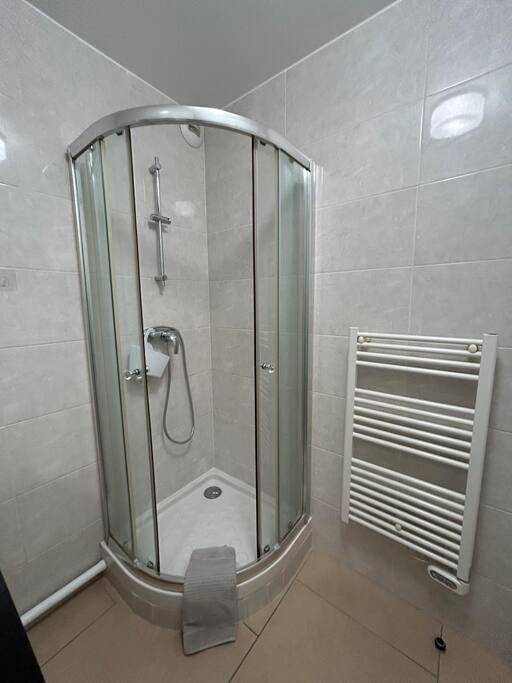 Gîte pour 4 personnes, avec jardin et terrasse à Chelles - 4