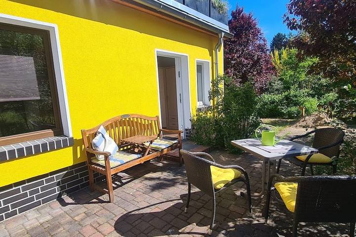 Ferienwohnung für 3 Personen, mit Garten
