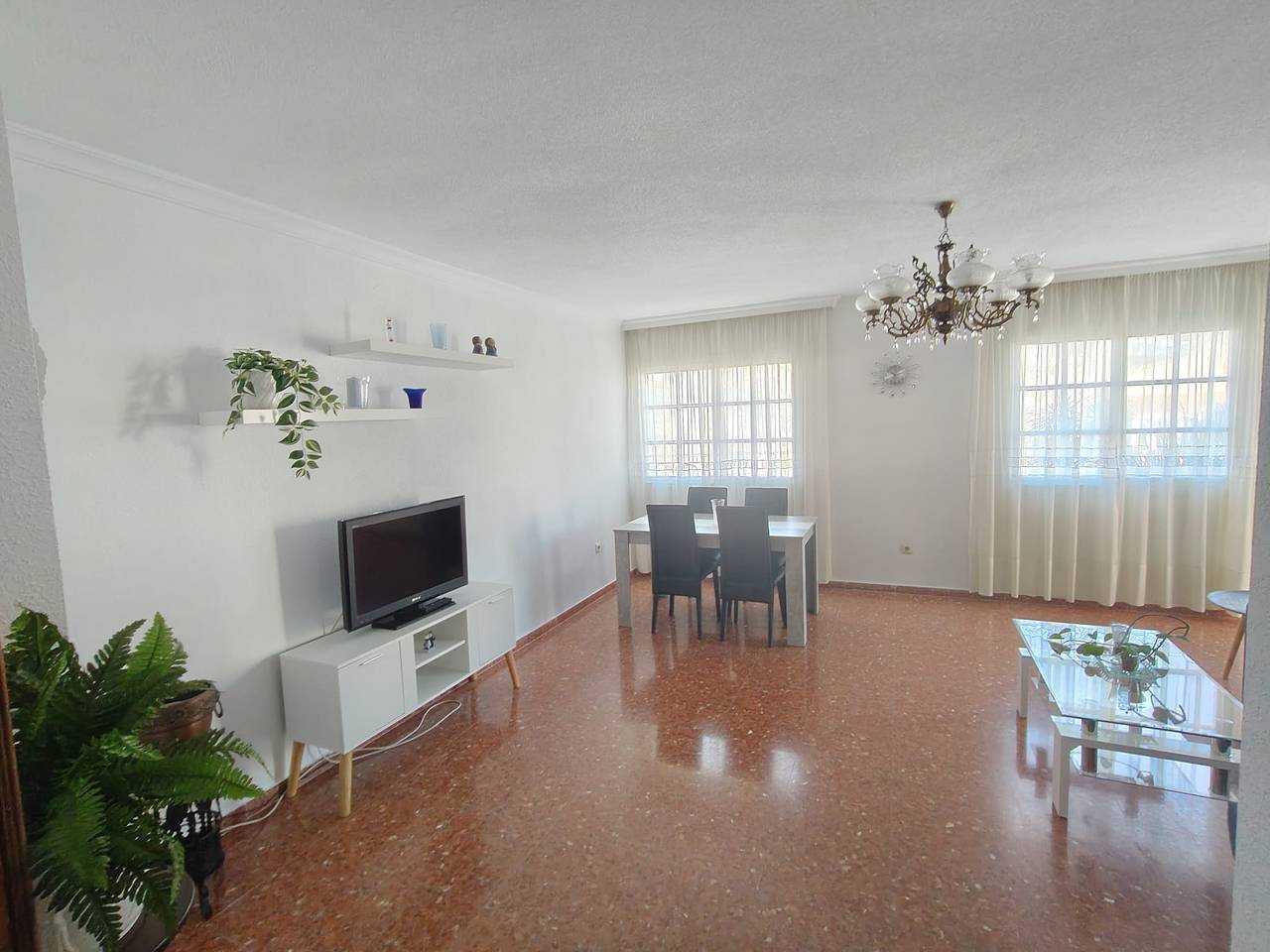 Ganze Wohnung, Apartment 'Piso Mar y Sol' mit Meerblick, privater Terrasse und Klimaanlage in La Cala del Moral, Rincón de la Victoria